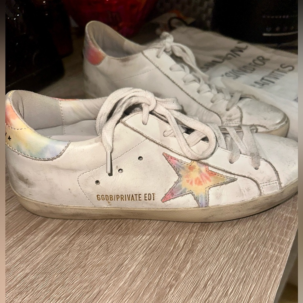 Tie-dye golden goose low top sneaker